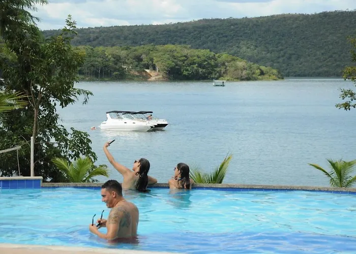 APÊ LINDO ALDEIA DO LAGO COM COZINHA MOBÍLIA NOVA JUNTO AO LAGO CORUMBÁ e KAWANA PARK