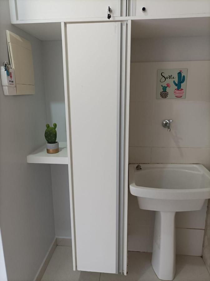 Apartamento Apê Lindo Aldeia Do Com Cozinha Mobília Nova Junto Ao Corumbá E Kawana Park *